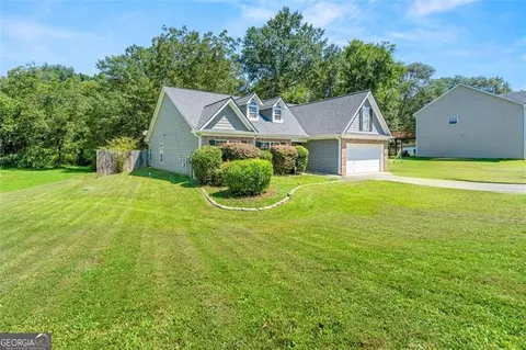1145 Augustine Dr, Auburn, GA 30011