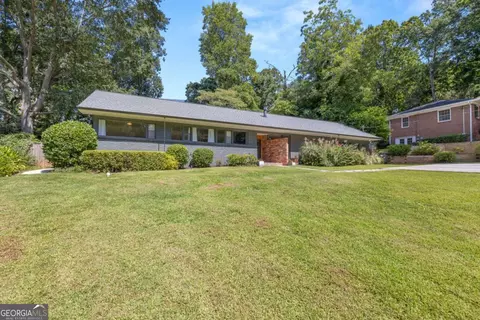 560 Park Street Pl, Gainesville, GA 30501