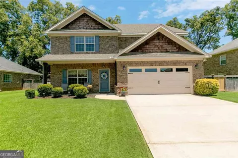 510 Cheshire Dr, Warner Robins, GA 31088