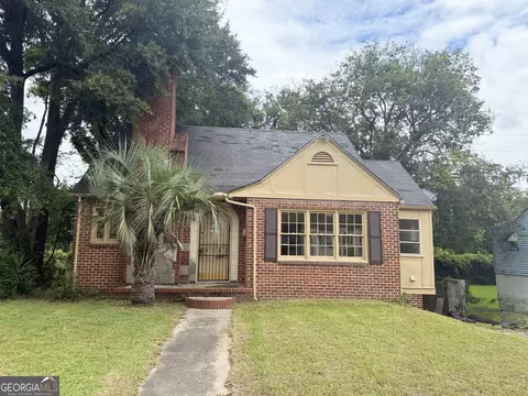 2671 Suwanee Ave, Macon, GA 31204