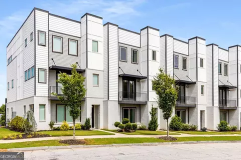 3076 Kelly St, Scottdale, GA 30079