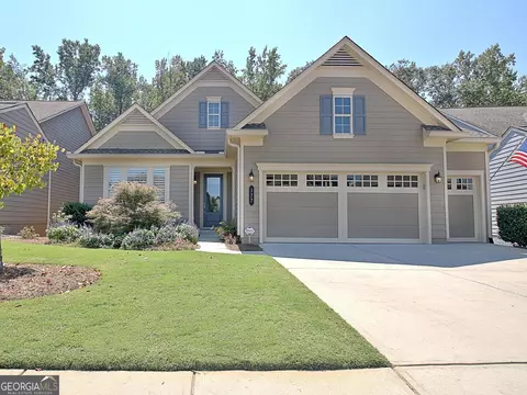 177 Mulberry Ct, Peachtree City, GA 30269