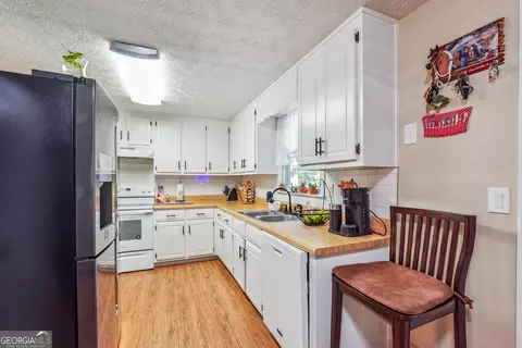 Kitchen - Undisclosed, Winston, GA 30187 photo 1 of 3