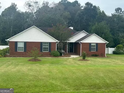1805 Nottingham Rd, Statesboro, GA 30461