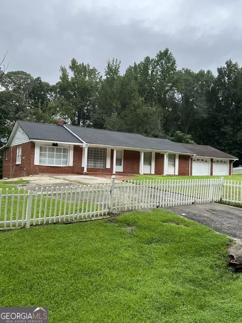 684 Hog Liver Rd, Carrollton, GA 30117