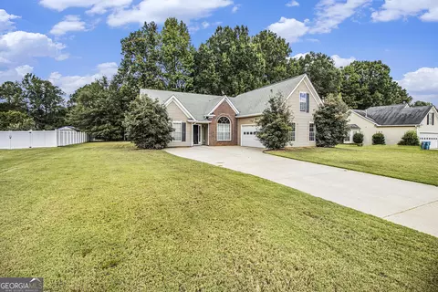 260 Sandstone Dr, Hampton, GA 30228 photo 2