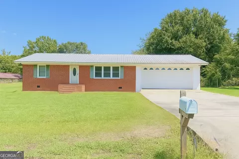 140 Rene Ln, Cochran, GA 31014