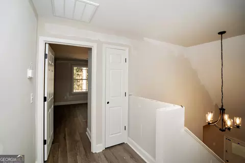 Entry Way - 400 Four Points Rd, Jackson, GA 30233 photo 8 of 13