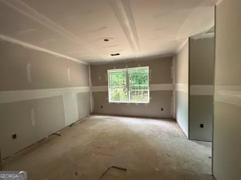 Bedroom - 400 Four Points Rd, Jackson, GA 30233 photo 3 of 10