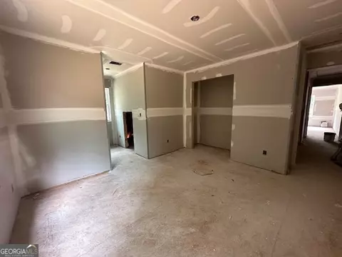 Bedroom - 400 Four Points Rd, Jackson, GA 30233 photo 2 of 10