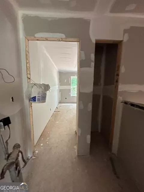 Entry Way - 400 Four Points Rd, Jackson, GA 30233 photo 5 of 13
