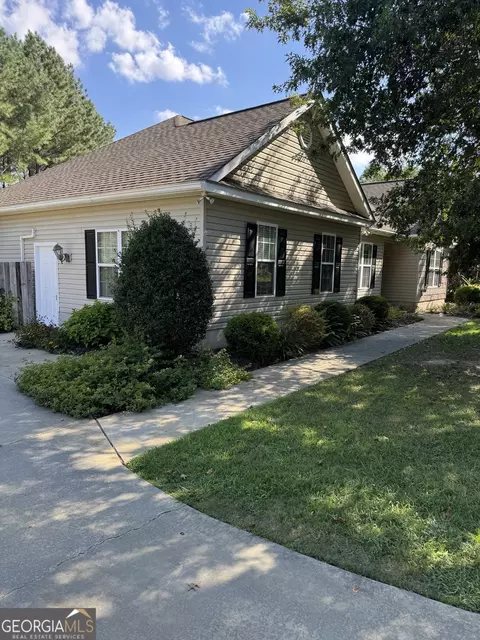 100 Elizabeth Dr, Tifton, GA 31793