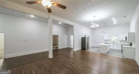 Living - 75 Rose St, Tallapoosa, GA 30176 photo 1 of 3