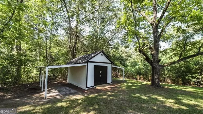 Exterior - 75 Rose St, Tallapoosa, GA 30176 photo 5 of 7
