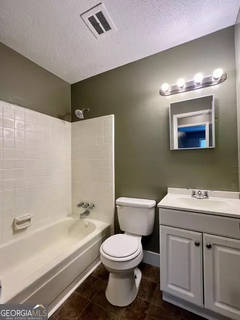 Bath - 119 Keith Dr, Warner Robins, GA 31093 photo 3 of 3