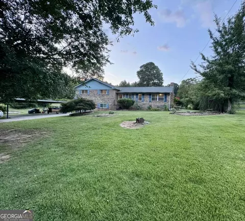 1035 Cherokee Trl, Woodstock, GA 30189
