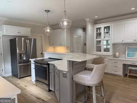 Kitchen - 118 Moss Creek Dr, Lagrange, GA 30240 photo 2 of 11