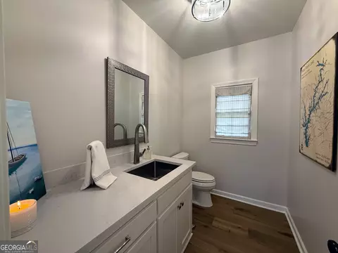 Bath - 118 Moss Creek Dr, Lagrange, GA 30240 photo 6 of 10
