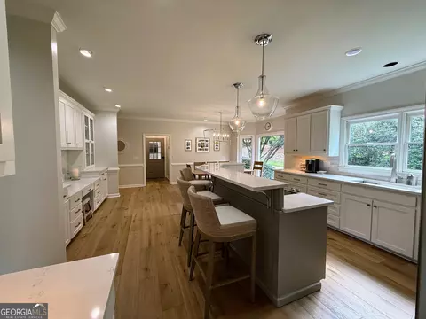 Kitchen - 118 Moss Creek Dr, Lagrange, GA 30240 photo 10 of 11