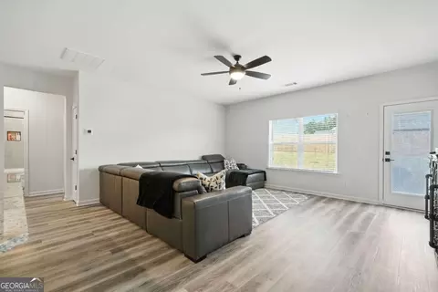 Entry Way - 3894 Saddle Bag Ct, Dacula, GA 30019 photo 4 of 7