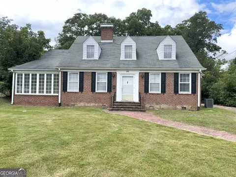 402 S 8th Ave, Lanett, AL 36863