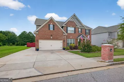 521 Georgia Cir, Loganville, GA 30052