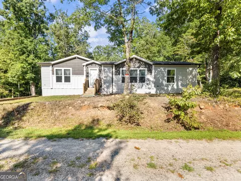 529 Eden Cir, Cleveland, GA 30528
