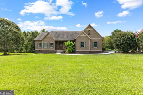 275 Lakeview Dr, Brooks, GA 30205