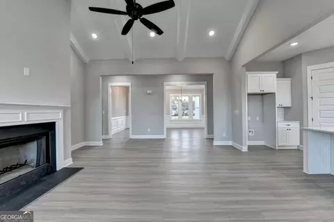 Living - 107 Prestwick Dr, Lagrange, GA 30241 photo 5 of 5