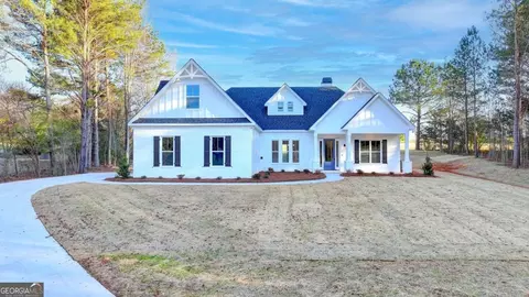 Exterior - 107 Prestwick Dr, Lagrange, GA 30241 photo 1 of 6