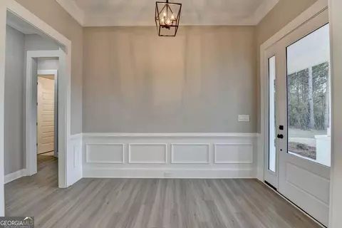 Entry Way - 107 Prestwick Dr, Lagrange, GA 30241 photo 1 of 6