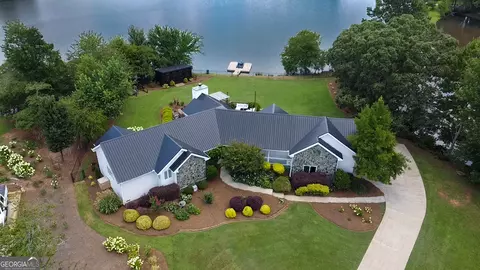 207 Scenic Dr, Mcdonough, GA 30252
