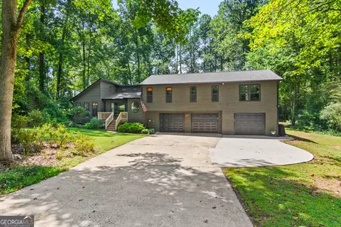 3545 Daylon Dr, Cumming, GA 30028