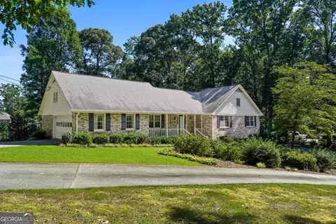 112 Barber Dr, Stockbridge, GA 30281