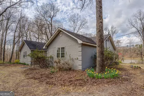 Exterior - 650 Malcom Rd, Covington, GA 30014 photo 3 of 14