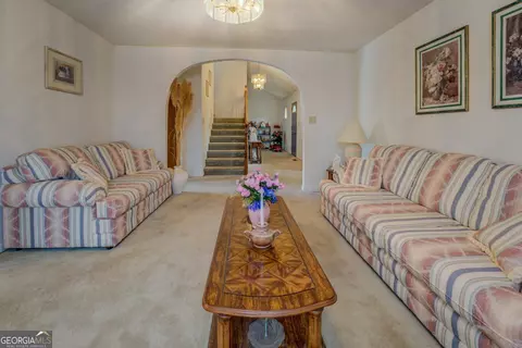 Living - 650 Malcom Rd, Covington, GA 30014 photo 2 of 4