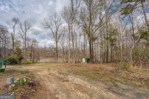 Exterior - 650 Malcom Rd, Covington, GA 30014 photo 4 of 14