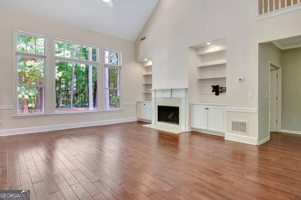 Living - 185 Newfield Dr #1, Tyrone, GA 30290 photo 2 of 10