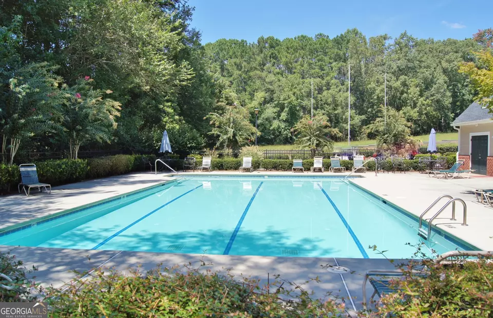 Exterior - 185 Newfield Dr #1, Tyrone, GA 30290 photo 15 of 17