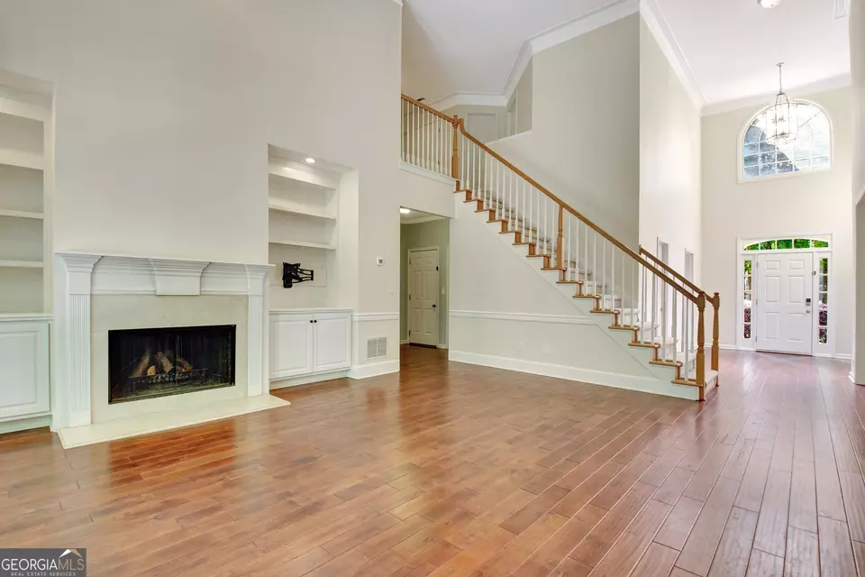 Living - 185 Newfield Dr #1, Tyrone, GA 30290 photo 4 of 10