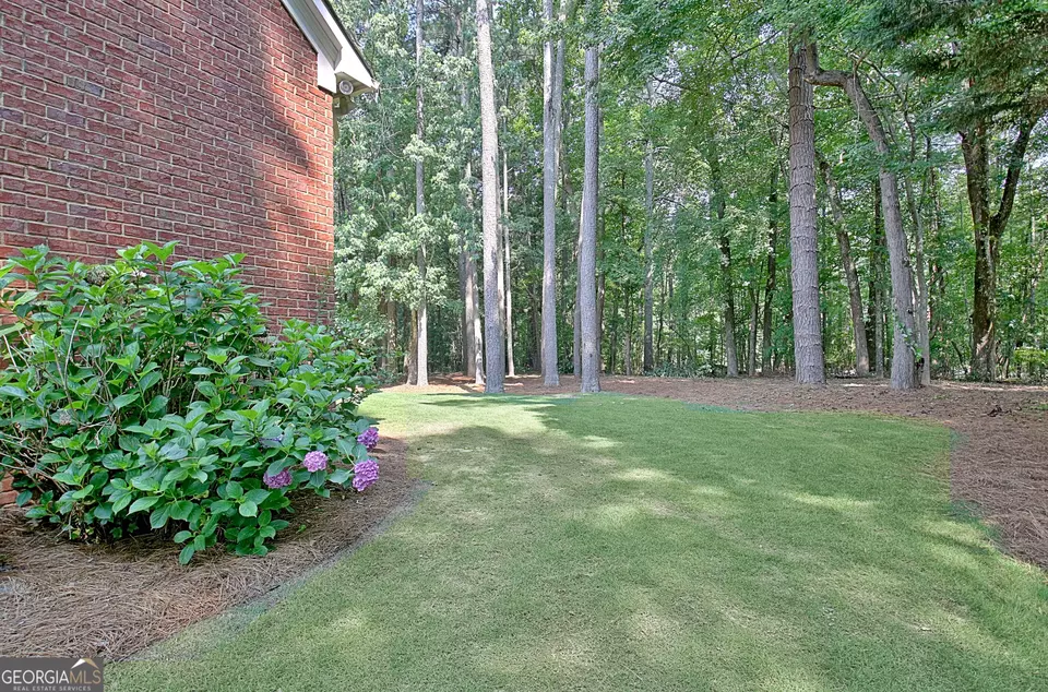 Exterior - 185 Newfield Dr #1, Tyrone, GA 30290 photo 9 of 17