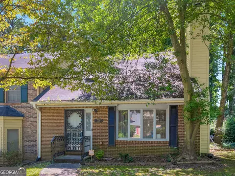 7086 Williamsburg Dr, Riverdale, GA 30274