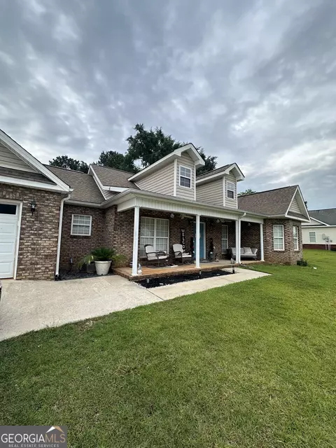 108 Christine Cir, Perry, GA 31069 photo 2
