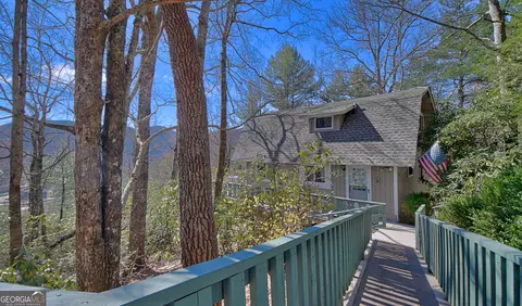 173 Buttermilk Cir, Dillard, GA 30537