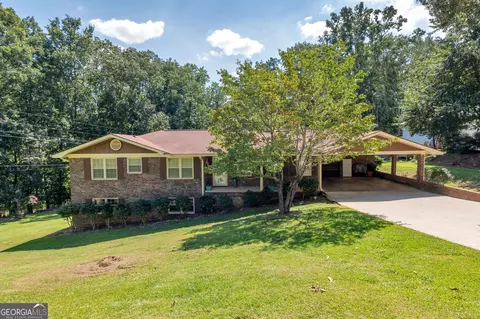 5059 Whispering Pines Dr, Gainesville, GA 30504