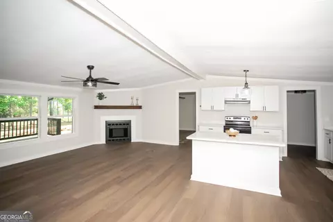 Living - 216 Howard Rd, Barnesville, GA 30204 photo 3 of 3
