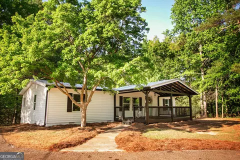 Exterior - 216 Howard Rd, Barnesville, GA 30204 photo 3 of 12
