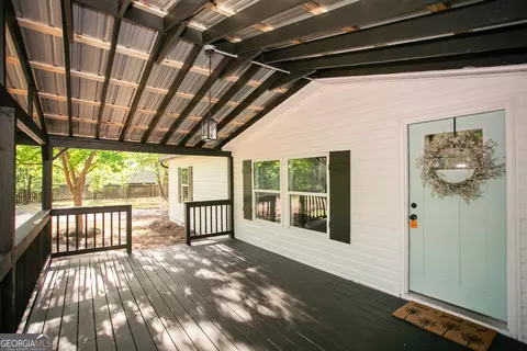 Exterior - 216 Howard Rd, Barnesville, GA 30204 photo 5 of 12