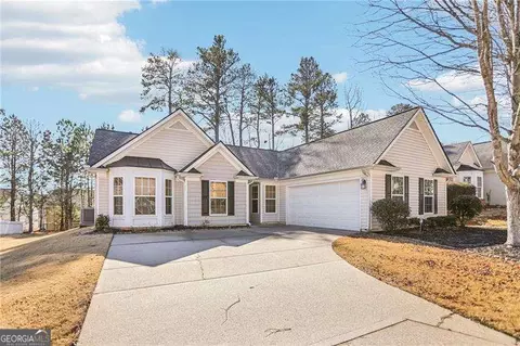 334 Hunterian Pl, Newnan, GA 30265