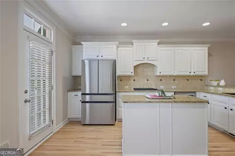 478 Vinings Estates Dr SE, Mableton, GA 30126
